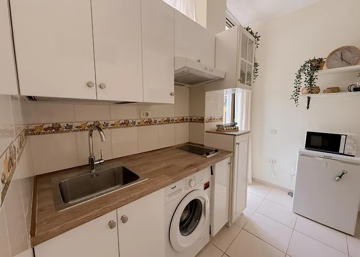 Pambnb - Cozy Beachfront With Pool Apartment Puerto de Santiago (Tenerife)