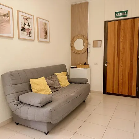 Pambnb - Cozy Beachfront With Pool Appartement