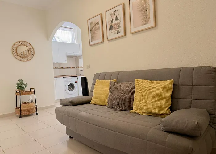 Appartamento Pambnb - Cozy Beachfront With Pool *