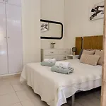 Pambnb - Cozy Beachfront With Pool Appartamento